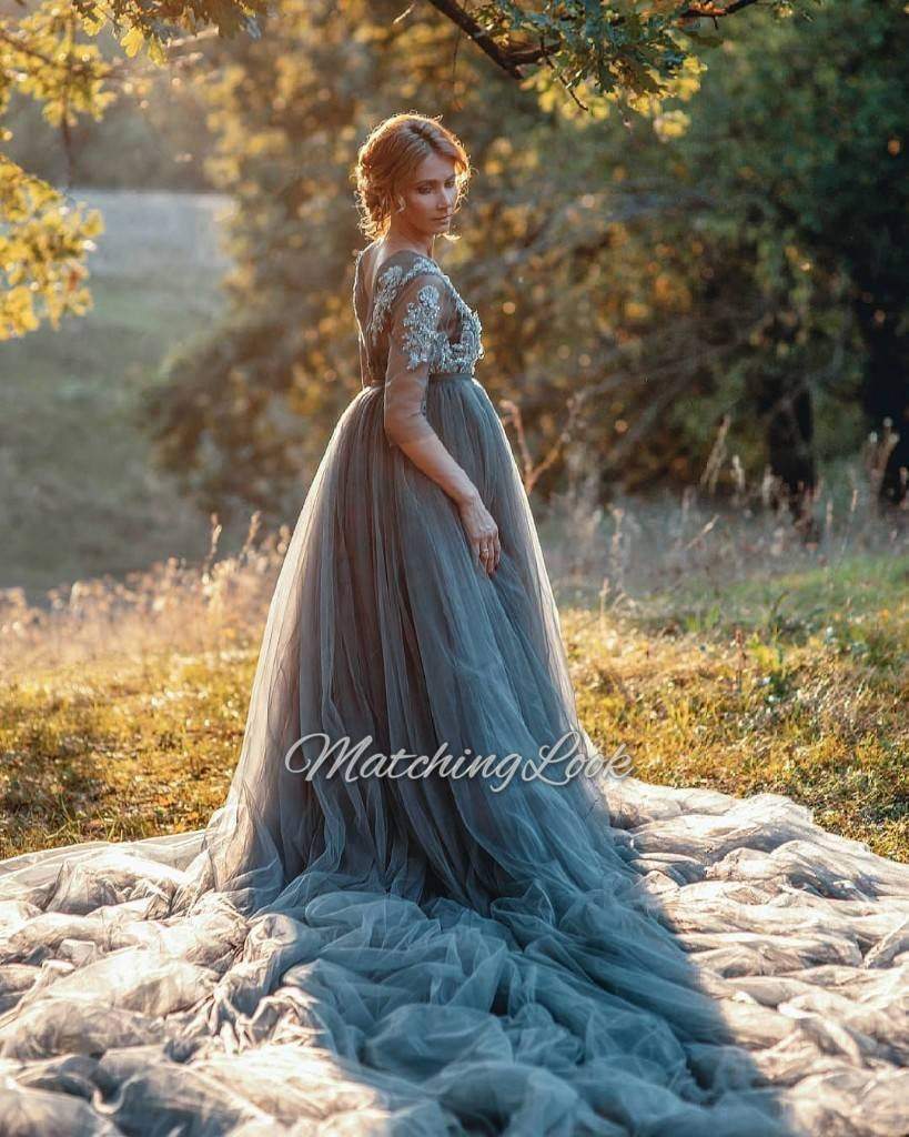 Photo session dresses for mother and daughter ''Sibilla'' in gray colo Photo session dresses for mother and daughter ''Sibilla'' in gray colo