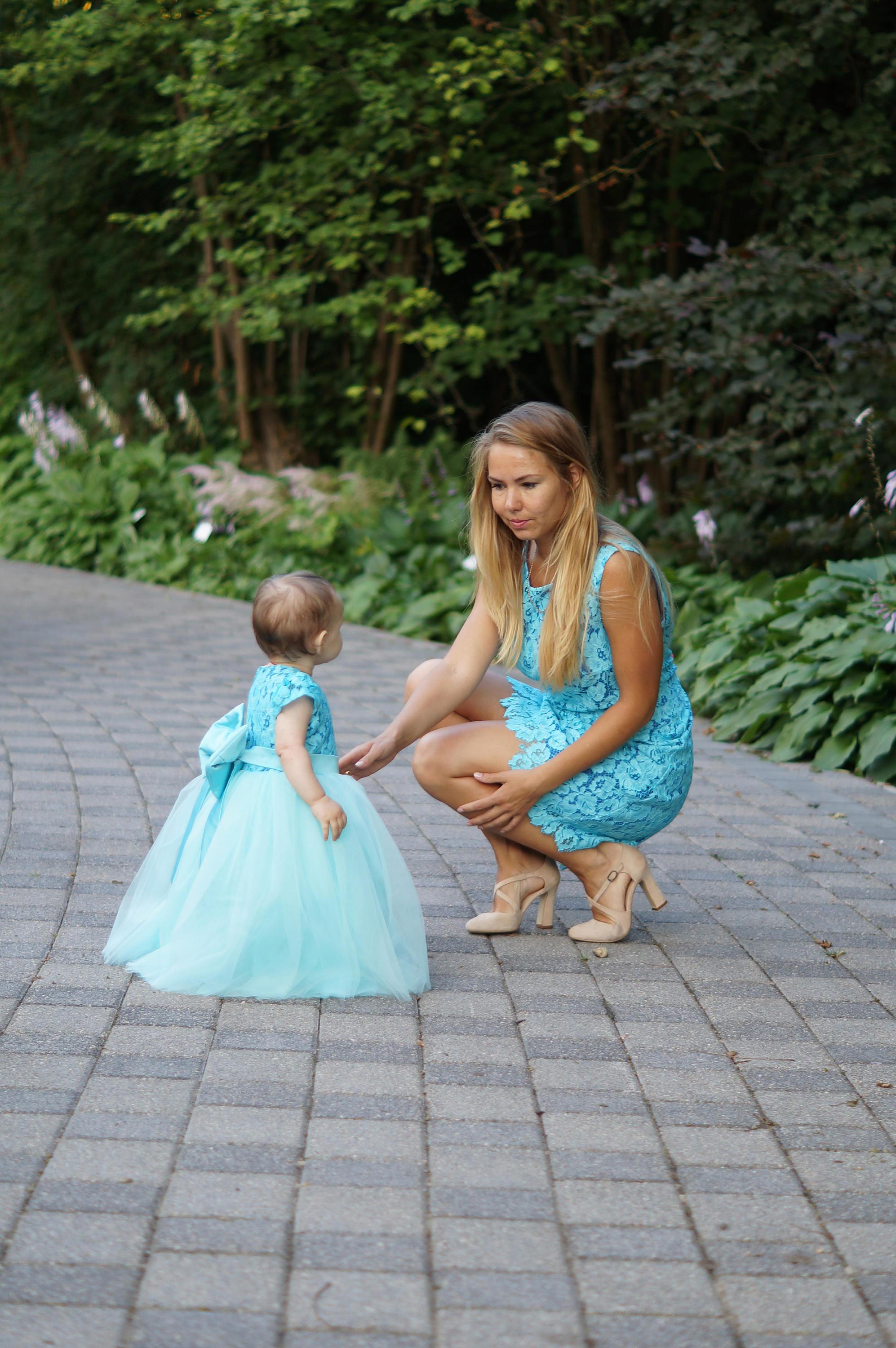 Festive lace dresses for mother and daughter "Liliana" Festive lace dresses for mother and daughter "Liliana"