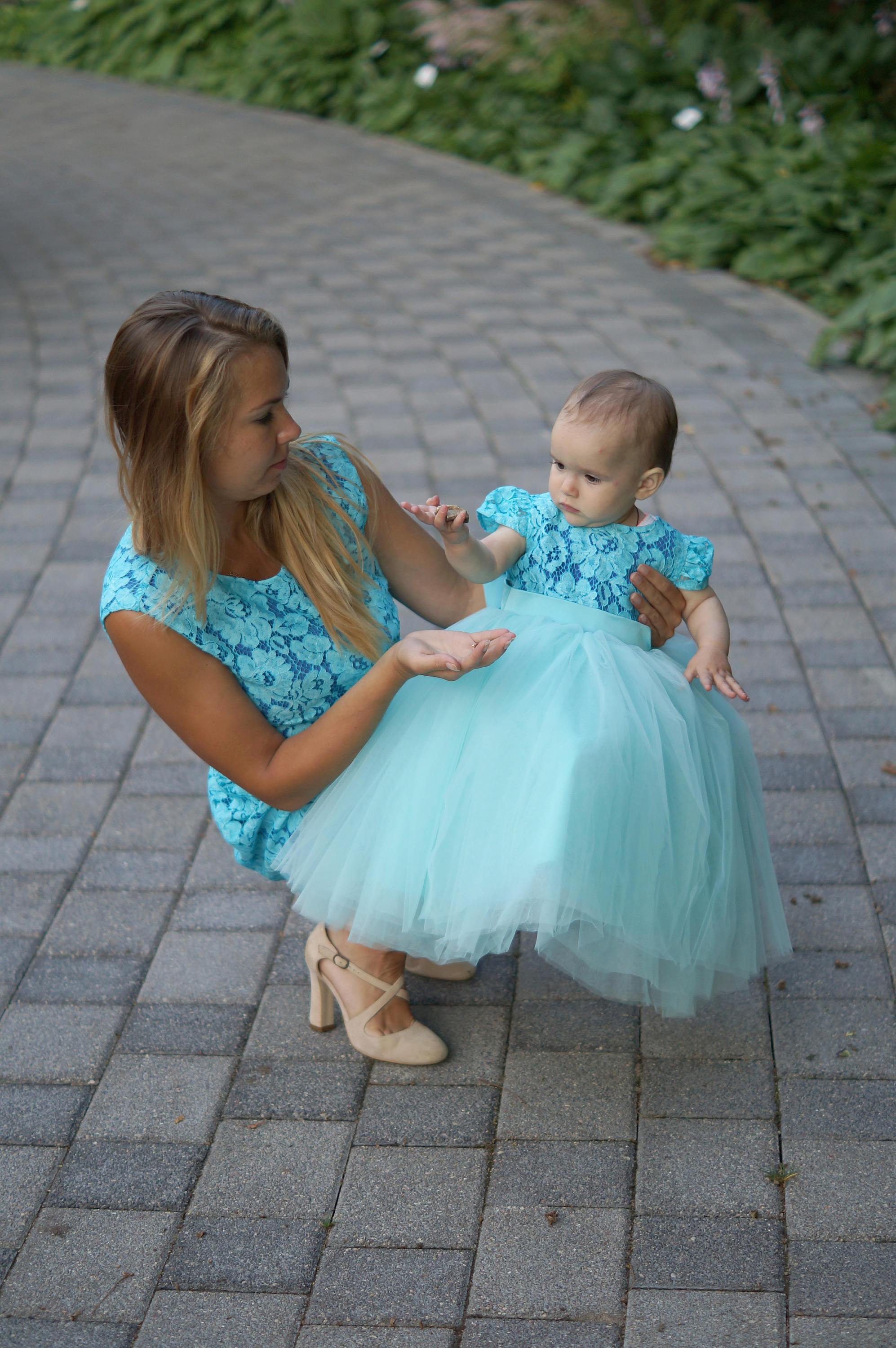 Festive lace dresses for mother and daughter "Liliana" Festive lace dresses for mother and daughter "Liliana"